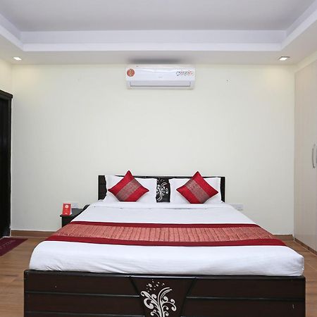 Hotel O Maira Homes Faridabad Buitenkant foto