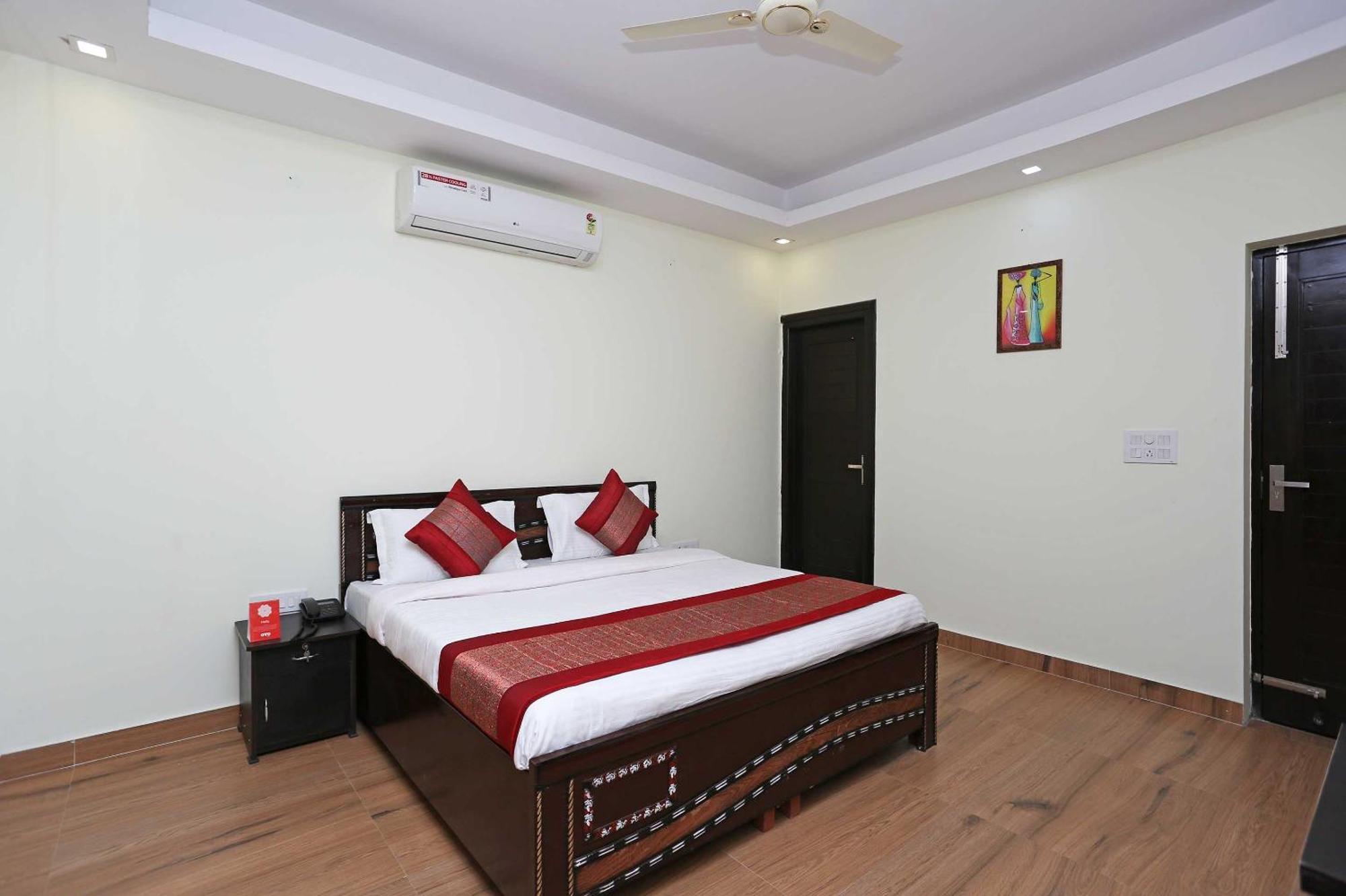 Hotel O Maira Homes Faridabad Buitenkant foto