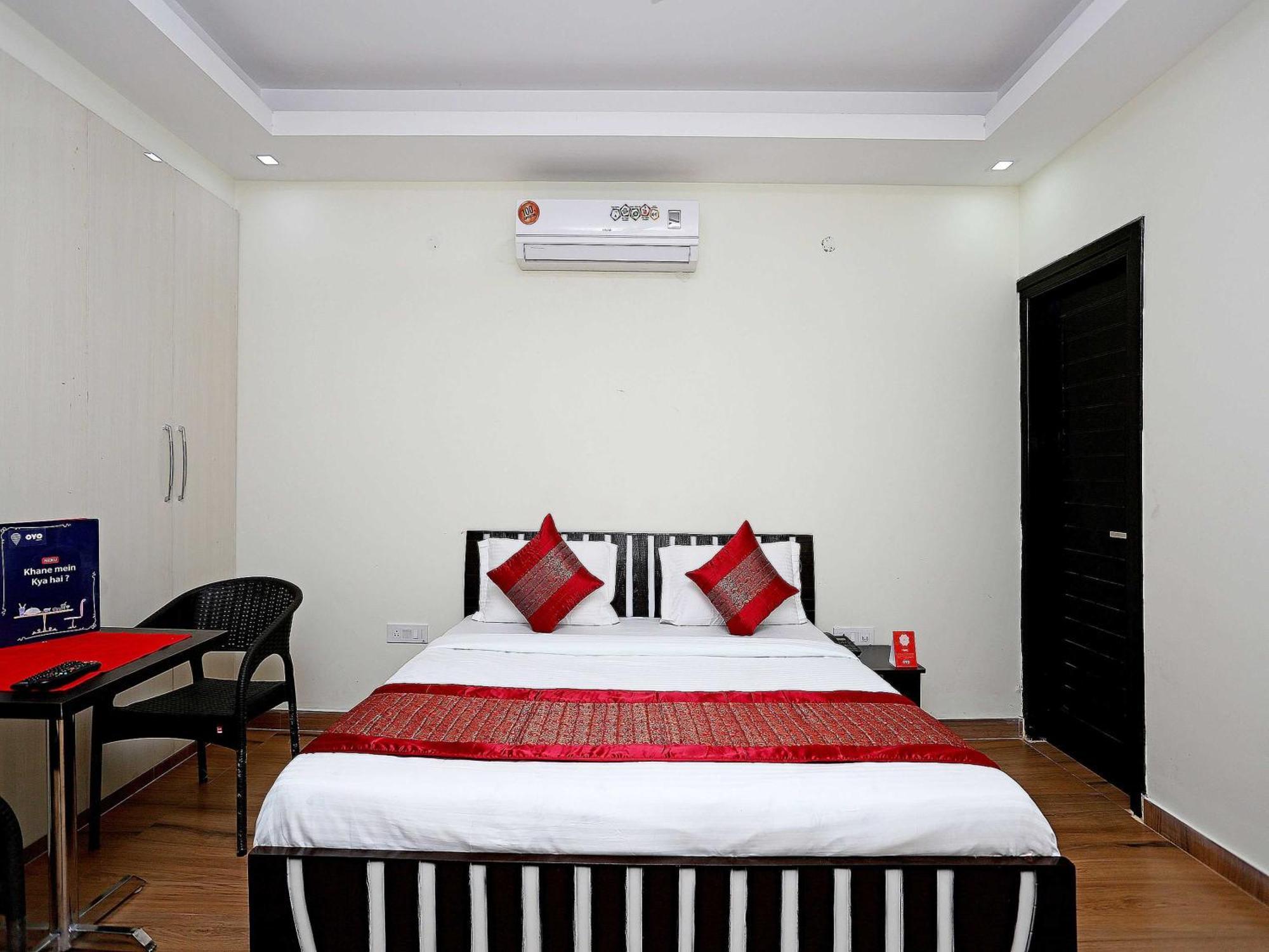 Hotel O Maira Homes Faridabad Buitenkant foto
