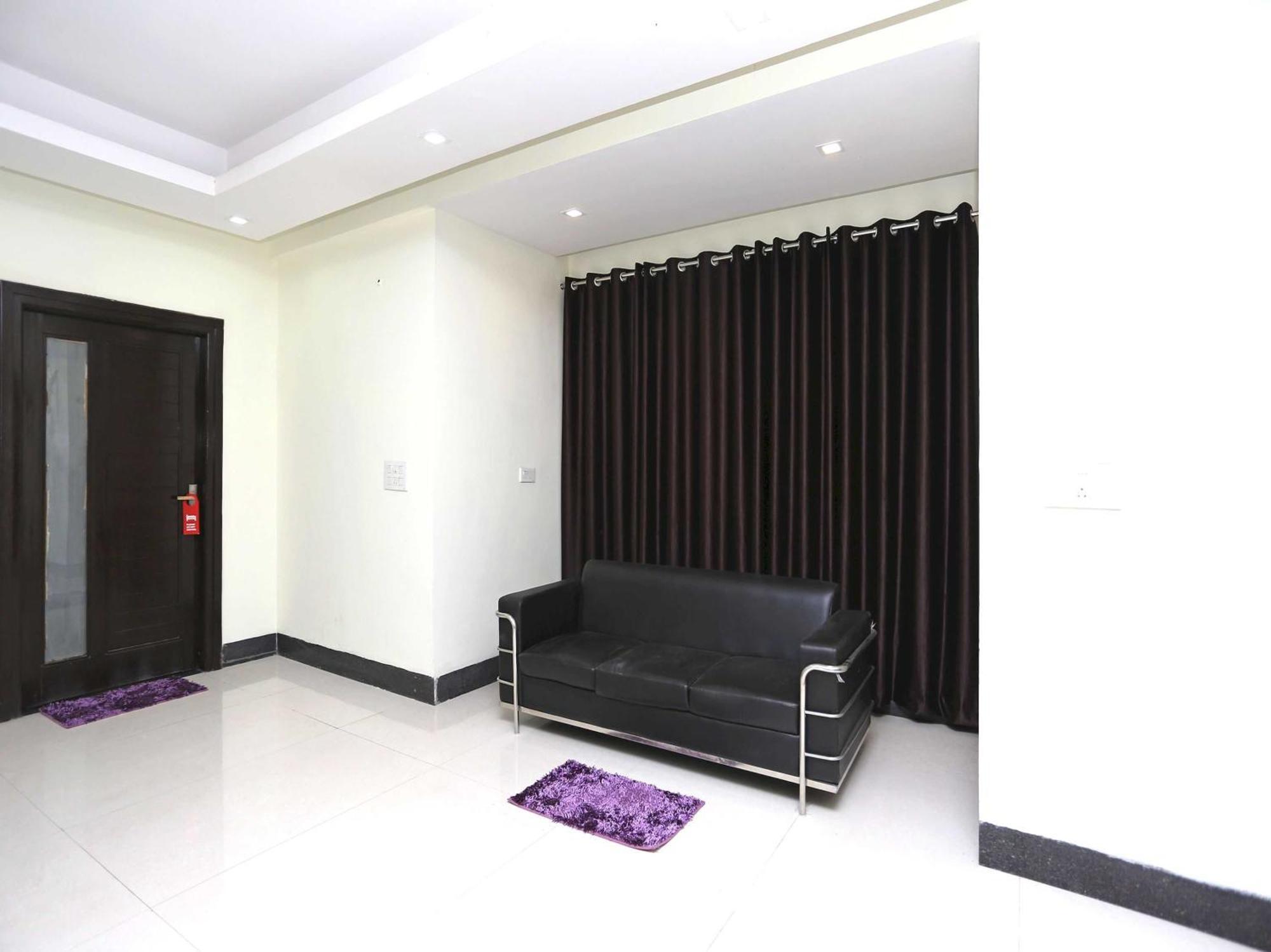Hotel O Maira Homes Faridabad Buitenkant foto