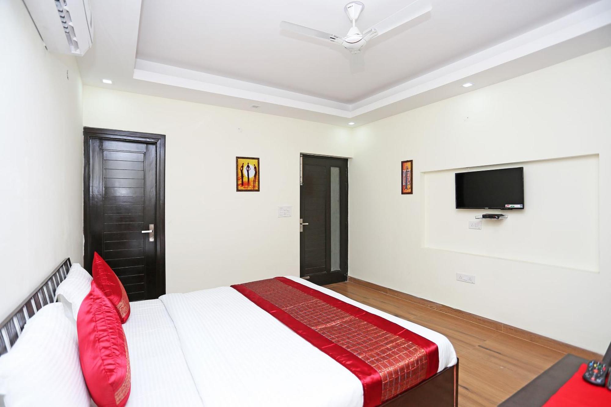 Hotel O Maira Homes Faridabad Buitenkant foto