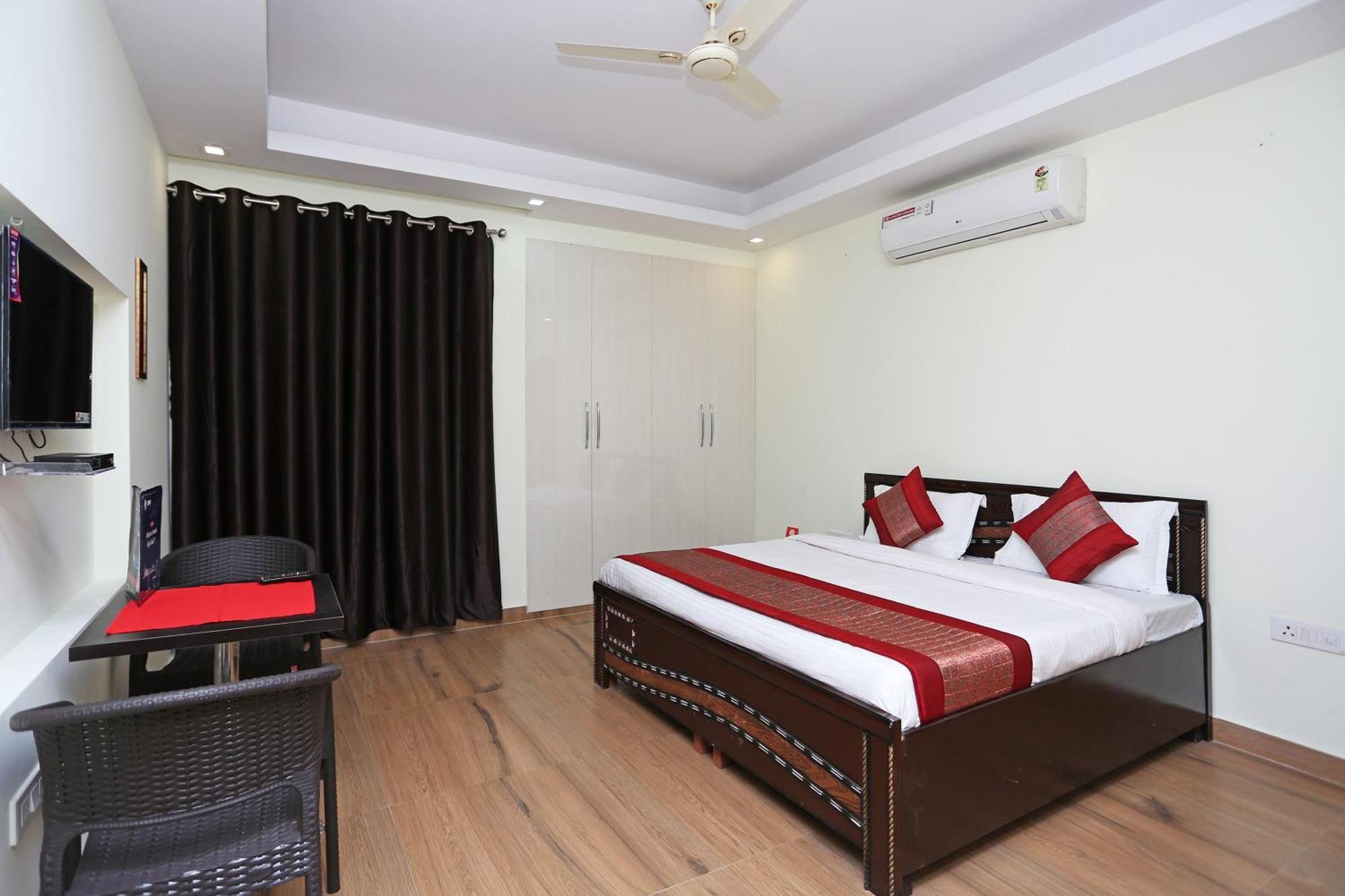 Hotel O Maira Homes Faridabad Buitenkant foto